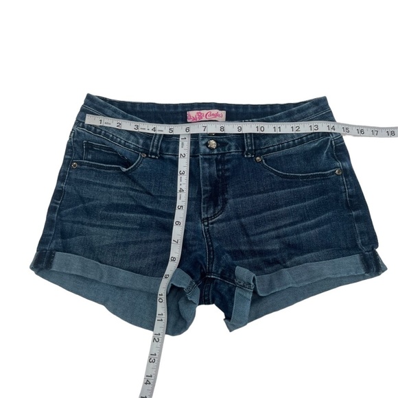 Candie's Cuffed Hem Jean Shorts Size 9 Women’s - Picture 4 of 5